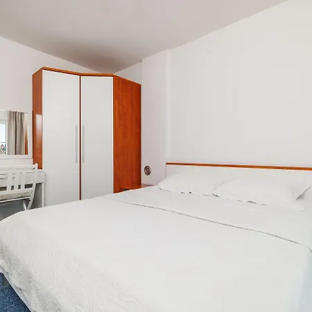 Apartment Beschauliches Nur 300 Meter Zum Mit Garten Und Grill
